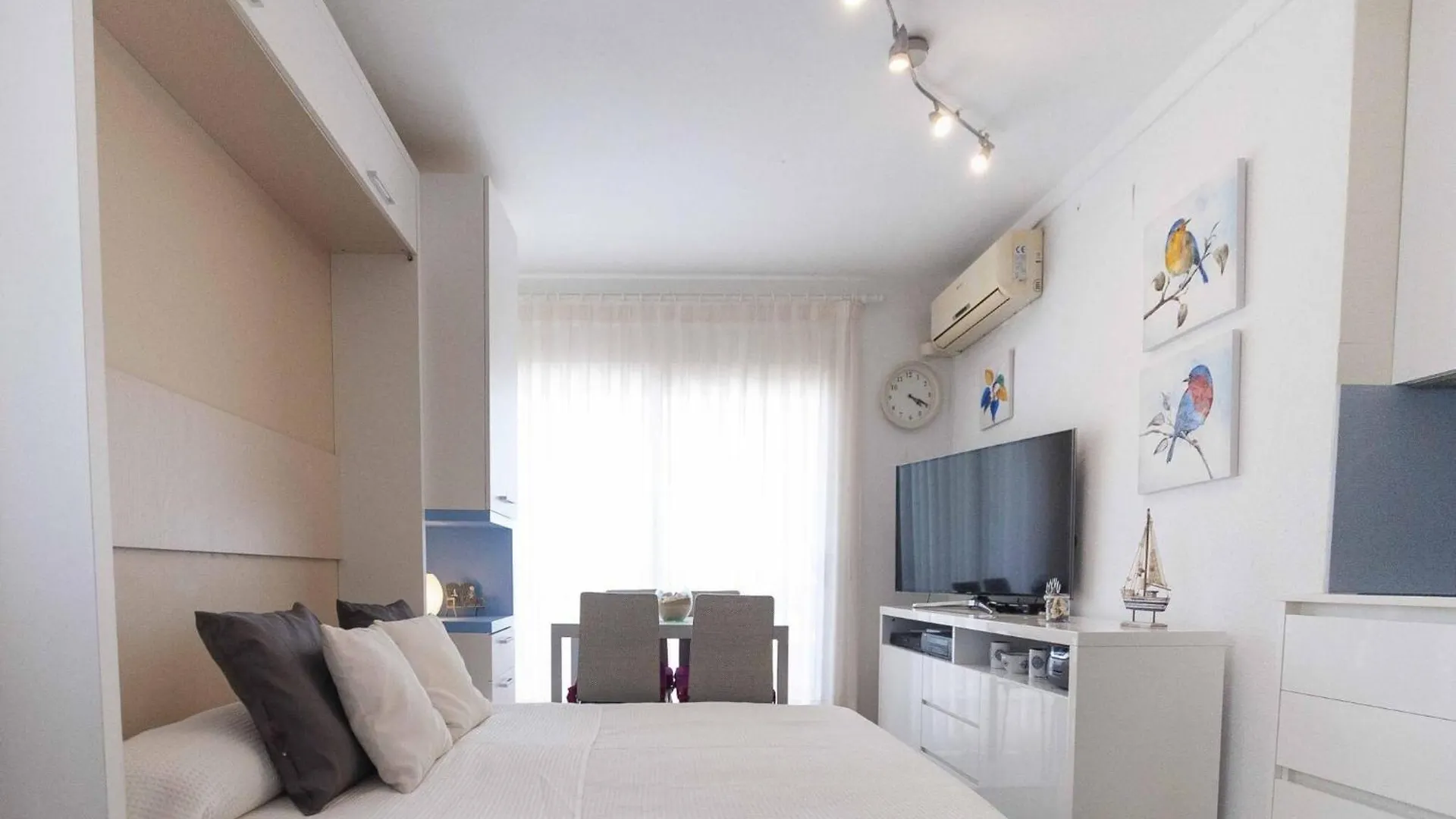 Pleasant Apartment Located In Empuriabrava Espanha